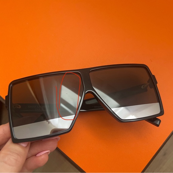 Saint Laurent Black Sunglasses - Picture 4 of 7